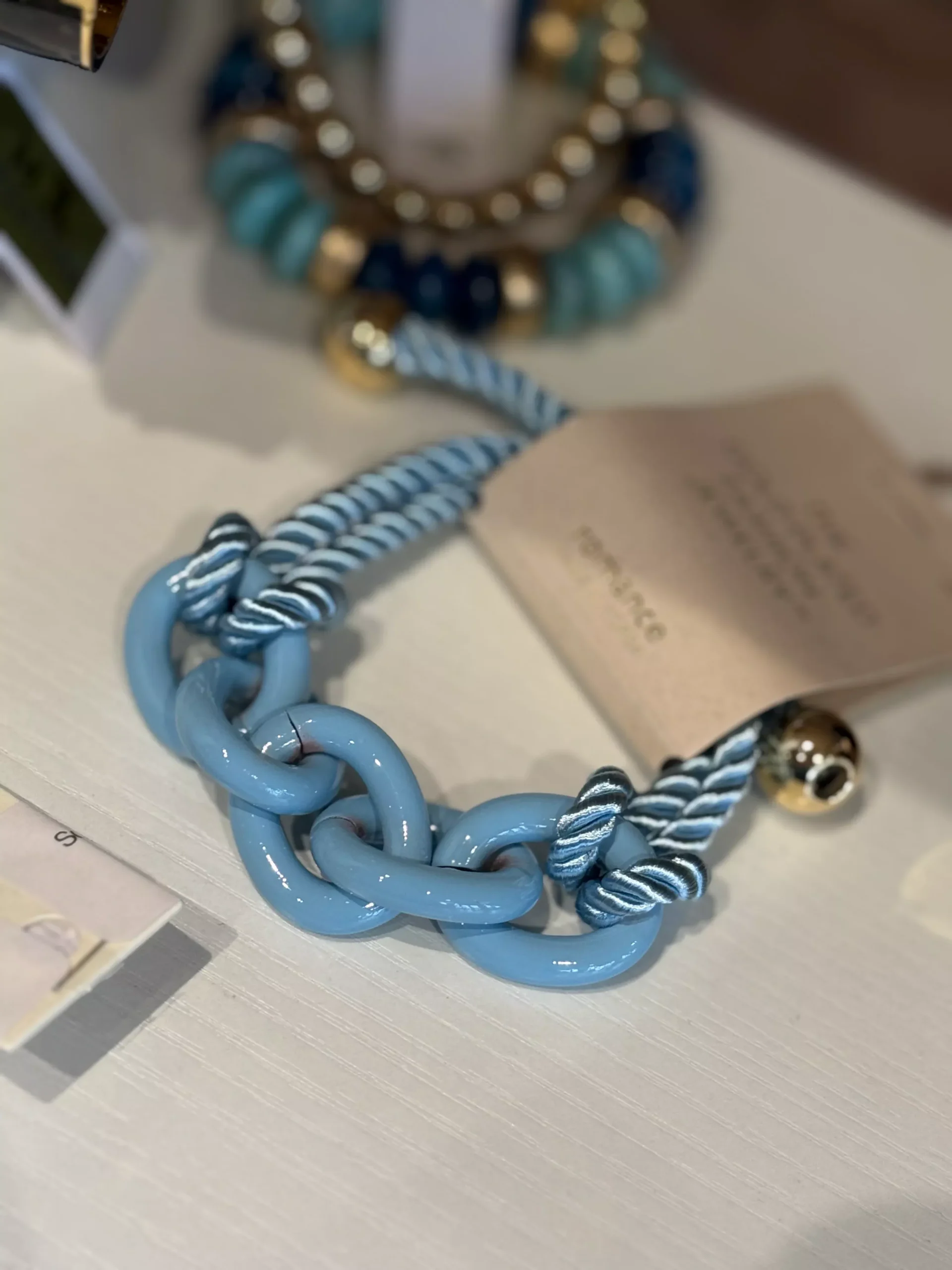 Golden Stella: Antique Color Link