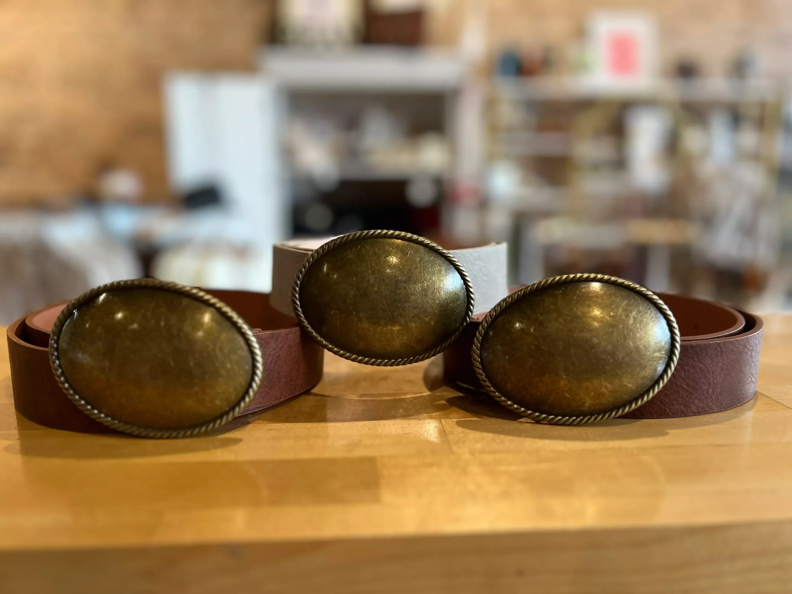 Golden Stella: Belt w/buck