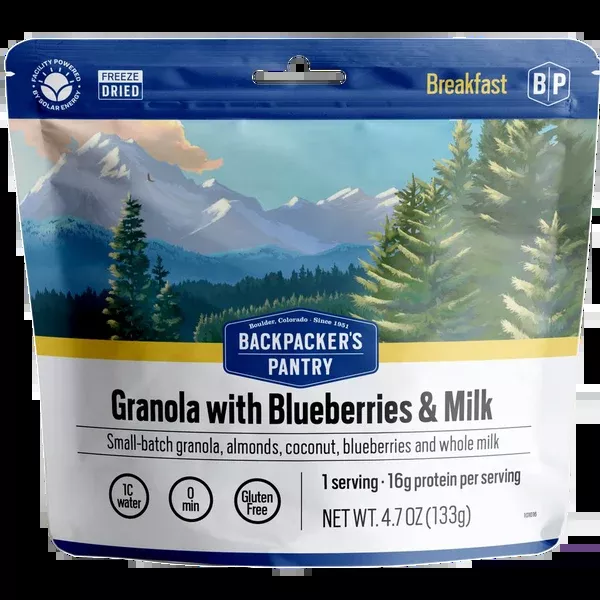 Granola with Blueberries, Almonds & Milk (1 Serving)