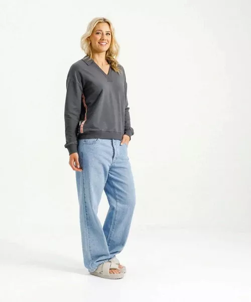 Homelee Camilla Collar Crew - Graphite Blossom Velvet