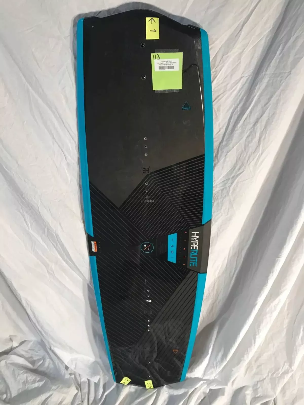 Hyperlite State 145 2.0 Wakeboard - Scratch N Dent SD113