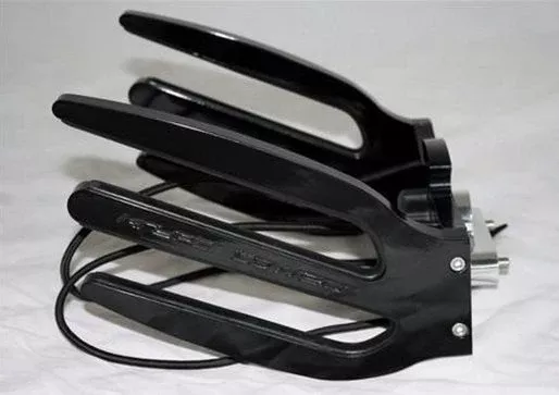 Malibu Illusion X - Centurion Evolution Rack (black or polished)