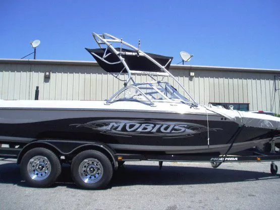 Moomba Mobius & Outback Bimini Top