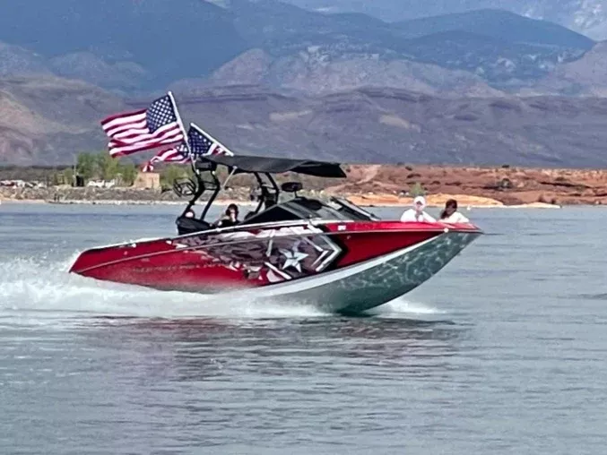 Nautique Flag Holder 2.5" Tubing w/ Pull Point Option
