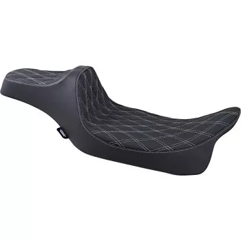 Predator III Seat - Extended - Double Diamond - Silver Stitched - FL '08-'23