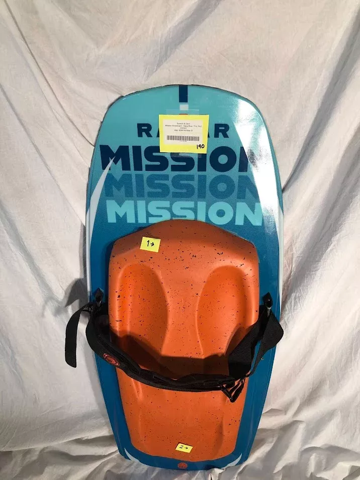 Radar Mission Kneeboard - Navy Blue / Fire Red - Scratch N Dent