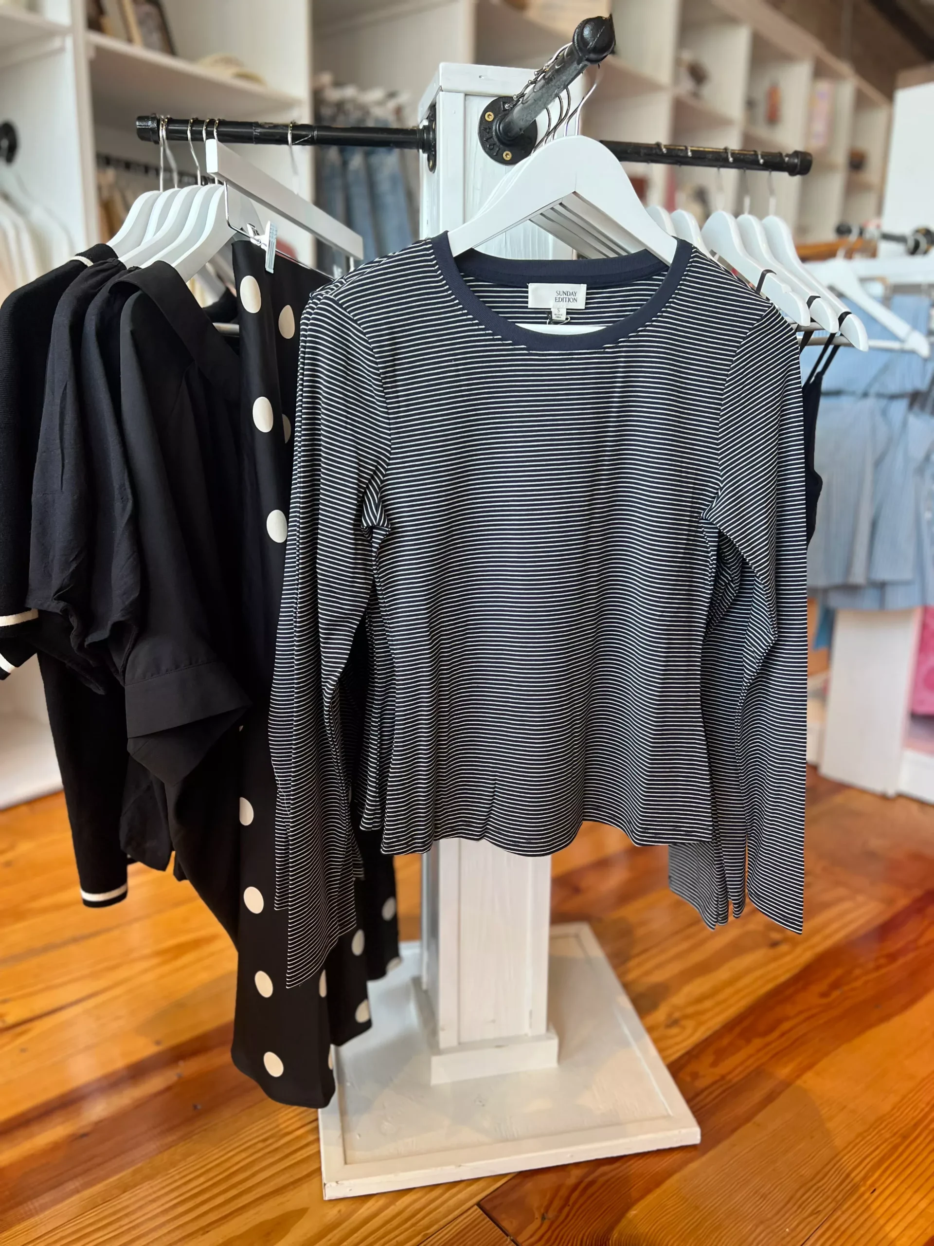 Round Neck Stripe Knit Top