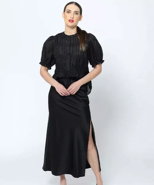 Seeking Lola Bonita Top - Black