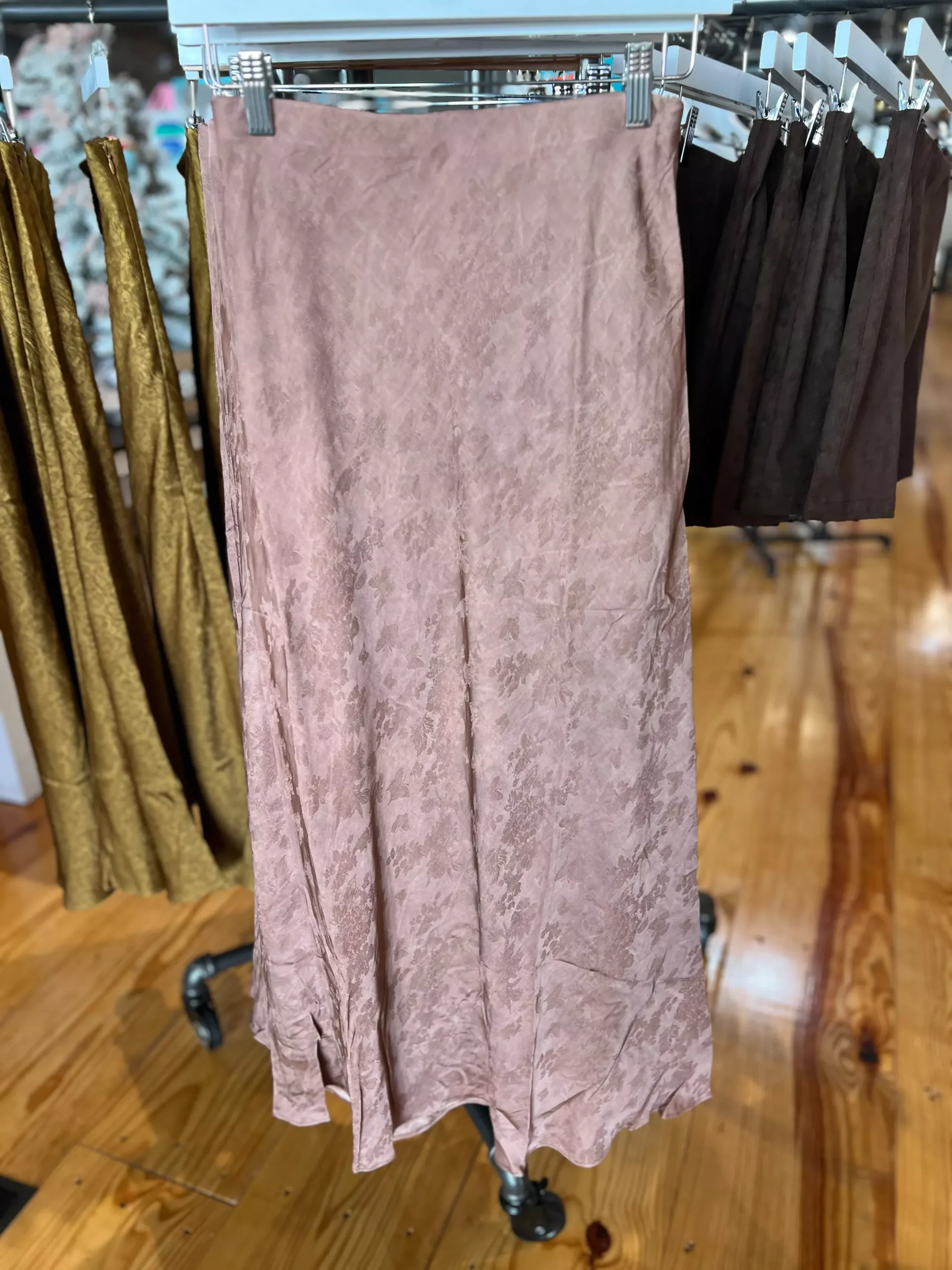 Storia:Floral Jacquard Midi