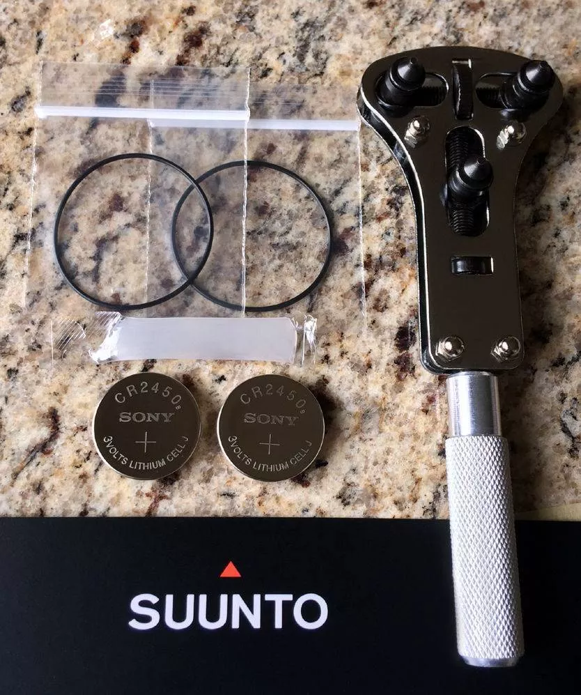 Tool Kit For Suunto D9 Dive Computer & 2 Battery Sets